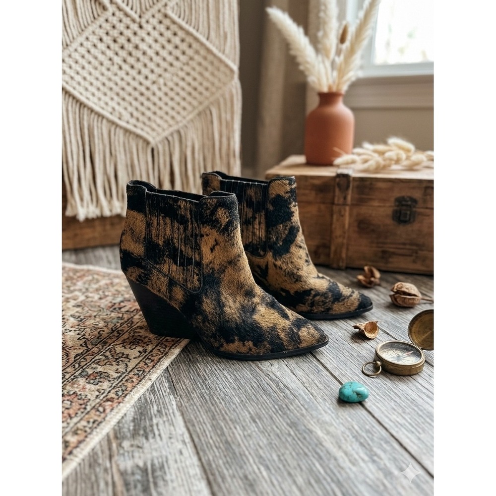 Adam Tucker‎ 🖤🤎🖤Mason Calf Hair Tiger Print Wedge Ankle Boots Tan Black 7.5M